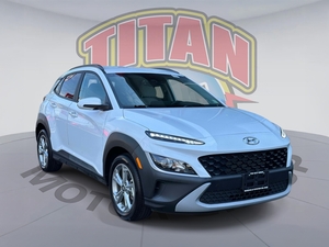 2023 Hyundai Kona SEL AWD photo
