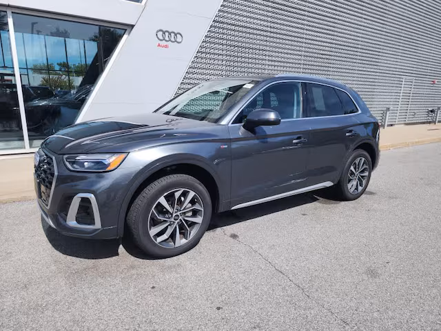2023 Audi Q5 S line Premium Plus AWD photo