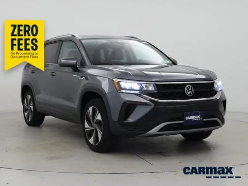2023 Volkswagen Taos SE AWD photo