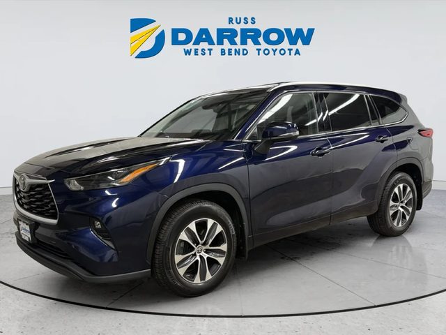 2022 Toyota Highlander XLE AWD photo