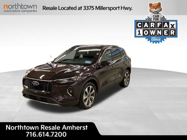 2023 Ford Escape Platinum AWD photo