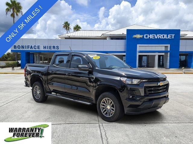 2023 Chevrolet Colorado 2WD LT RWD photo