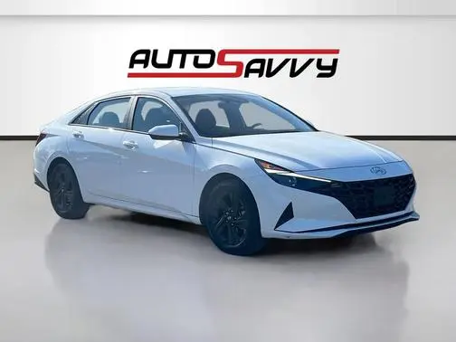 2023 Hyundai Elantra Blue FWD photo