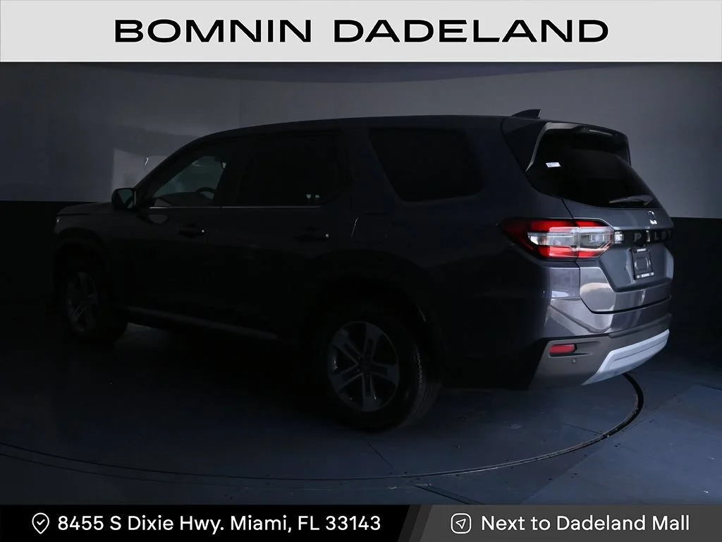 2023 Honda Pilot EX-L 7 Passenger FWD photo