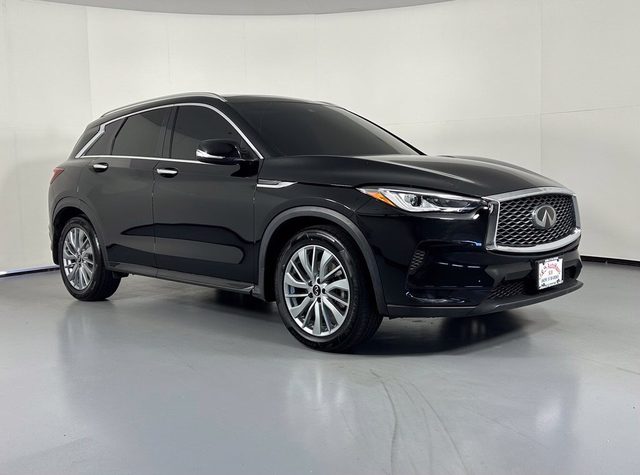 2023 Infiniti QX50 LUXE AWD photo
