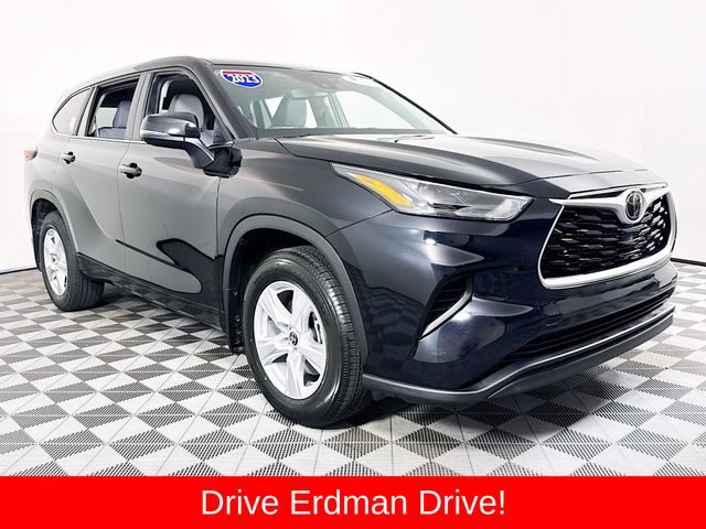 2023 Toyota Highlander L FWD photo