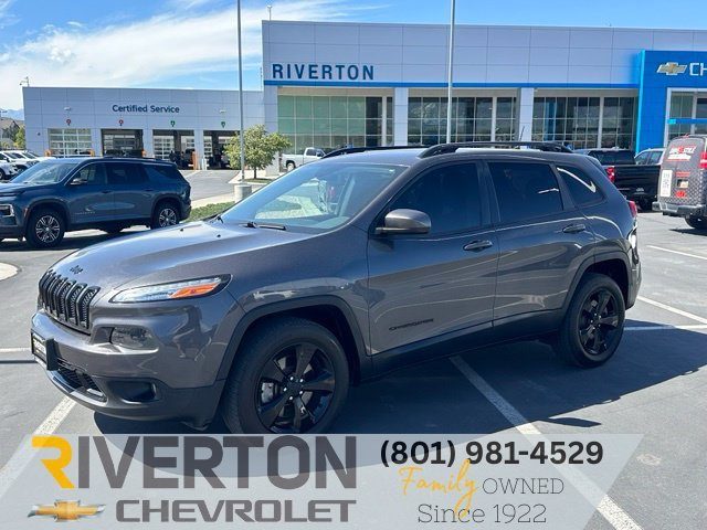 2016 Jeep Cherokee Altitude 4WD photo