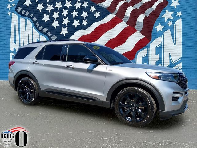 2023 Ford Explorer ST-Line RWD photo
