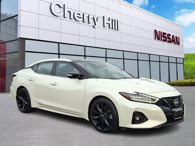 2023 Nissan Maxima SR FWD photo