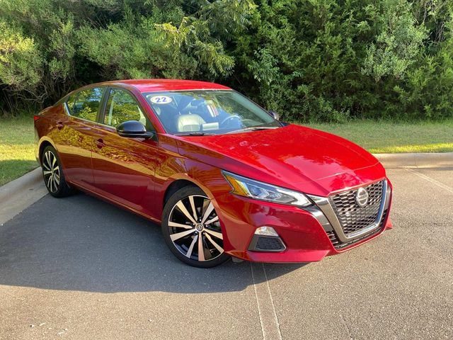 2022 Nissan Altima 2.5 SR FWD photo
