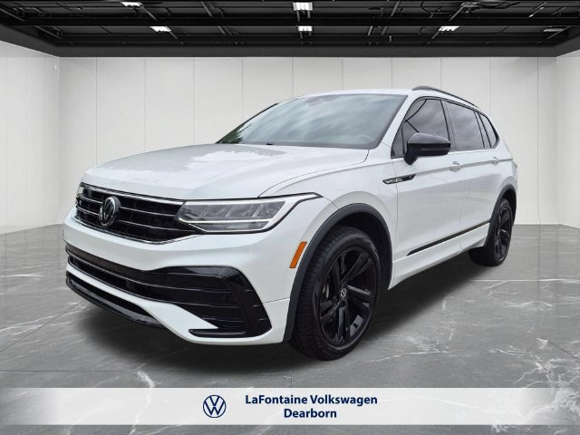2023 Volkswagen Tiguan SE R-Line Black FWD photo