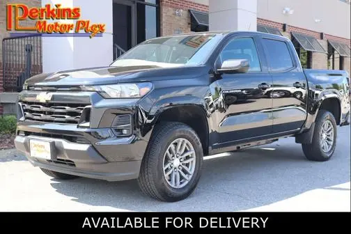 2023 Chevrolet Colorado 2WD LT RWD photo