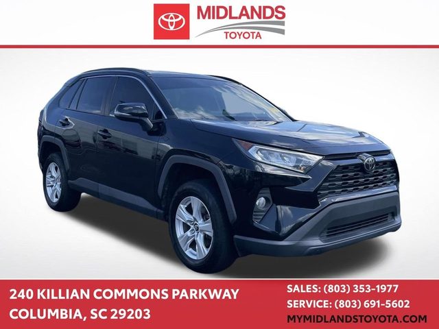 2021 Toyota RAV4 XLE FWD photo