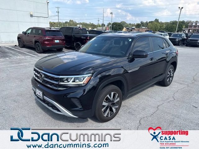 2023 Volkswagen Atlas Cross Sport 2.0T SE AWD photo