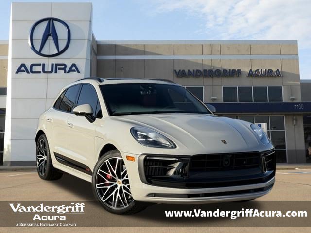 2023 Porsche Macan GTS AWD photo