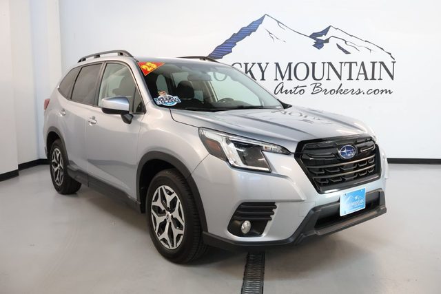 2023 Subaru Forester Premium AWD photo