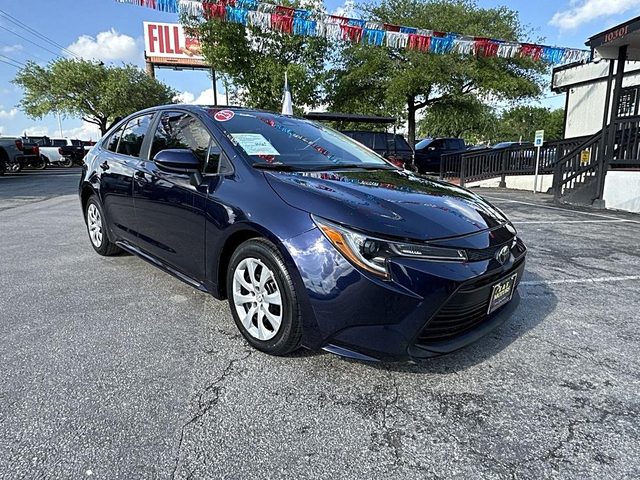 2023 Toyota Corolla LE FWD photo