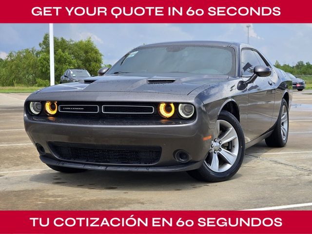 2021 Dodge Challenger SXT RWD photo