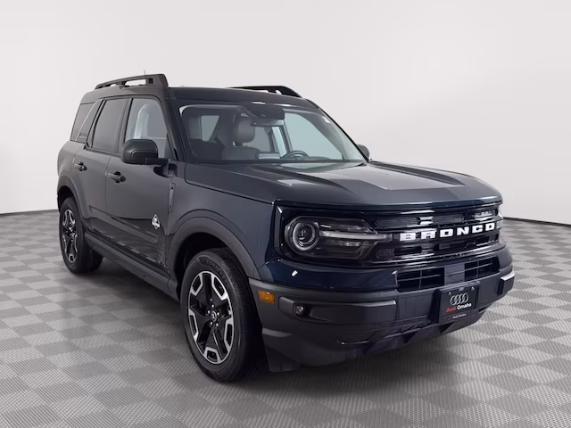 2023 Ford Bronco Sport Outer Banks 4WD photo
