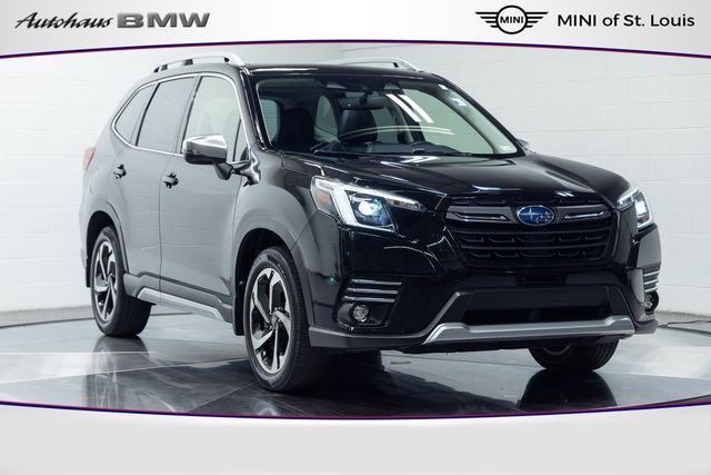 2023 Subaru Forester Touring AWD photo
