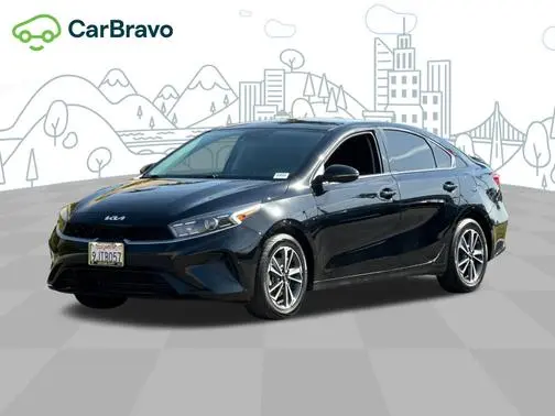 2023 Kia Forte LXS FWD photo
