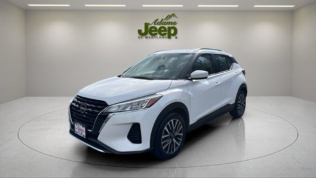 2022 Nissan Kicks SV FWD photo