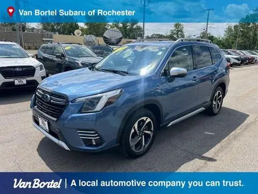 2023 Subaru Forester Touring AWD photo