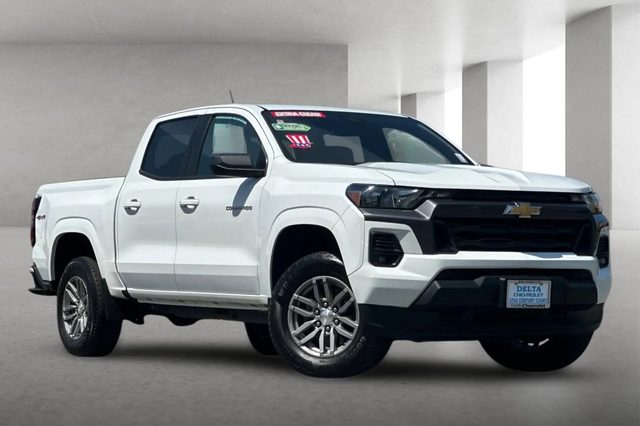 2023 Chevrolet Colorado 4WD LT 4WD photo