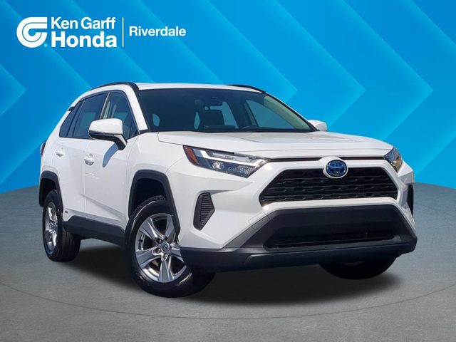 2023 Toyota RAV4 Hybrid XLE AWD photo