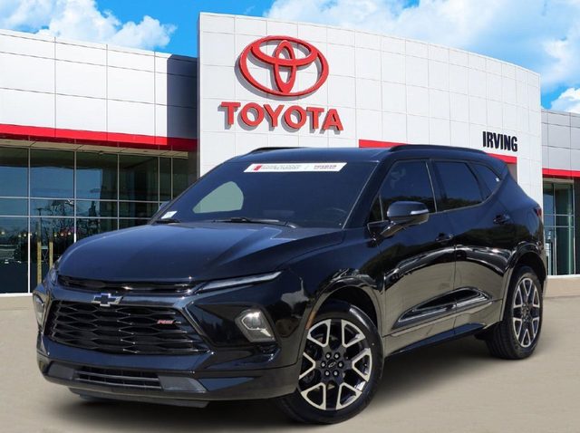 2023 Chevrolet Blazer RS FWD photo