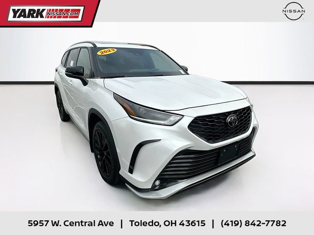 2023 Toyota Highlander XSE AWD photo