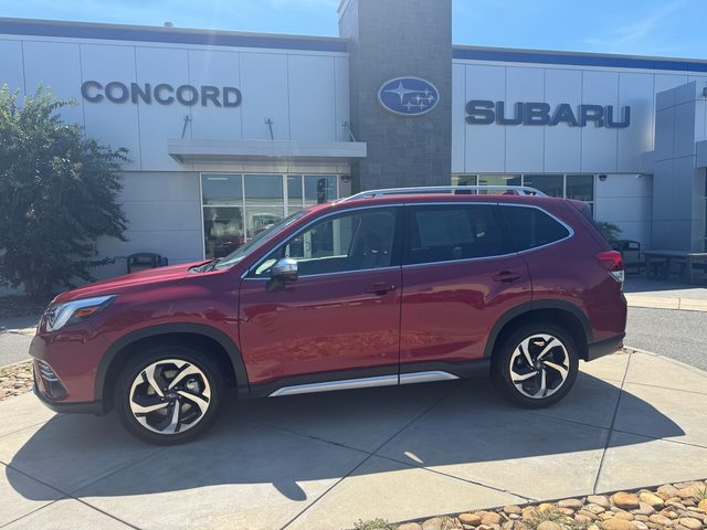 2023 Subaru Forester Touring AWD photo