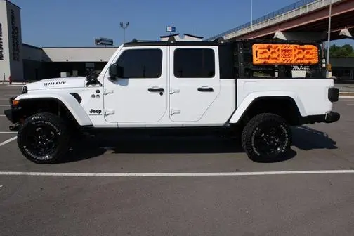 2023 Jeep Gladiator Willys 4WD photo