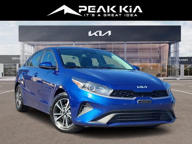 2023 Kia Forte LXS FWD photo