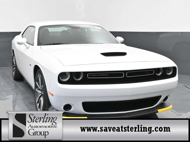 2023 Dodge Challenger R/T RWD photo