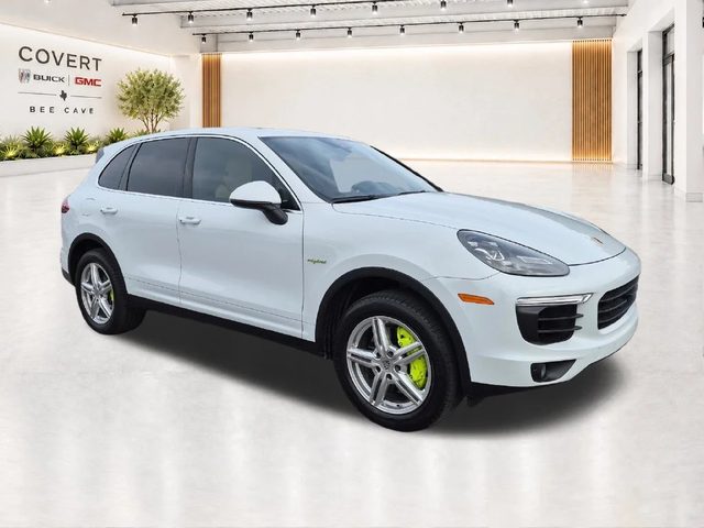 2017 Porsche Cayenne S E-Hybrid AWD photo