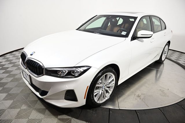 2023 BMW 3 Series 330i xDrive AWD photo
