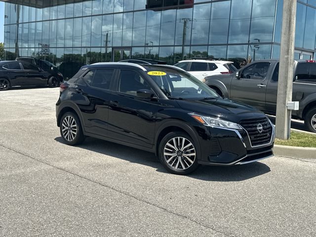 2023 Nissan Kicks SV FWD photo