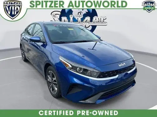 2023 Kia Forte LXS FWD photo
