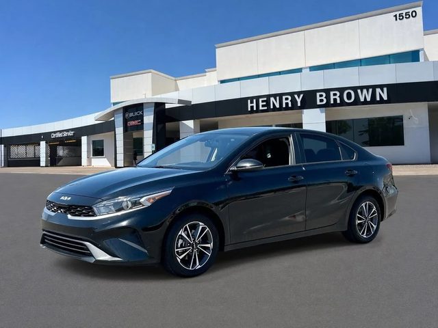 2023 Kia Forte LXS FWD photo
