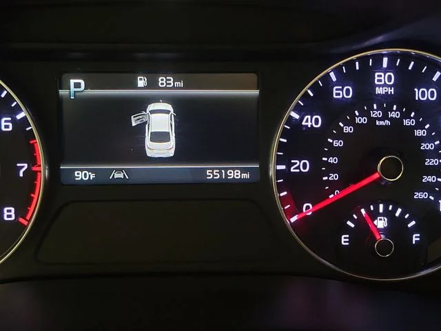 2023 Kia Forte LXS FWD photo