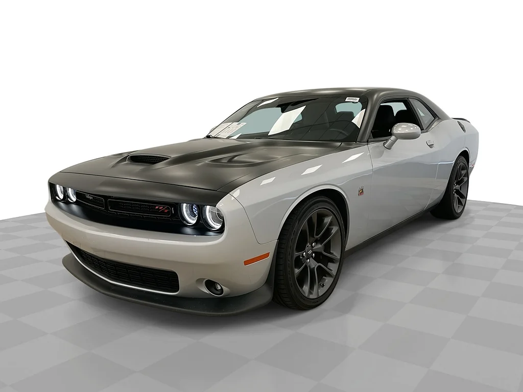 2023 Dodge Challenger R/T Scat Pack RWD photo