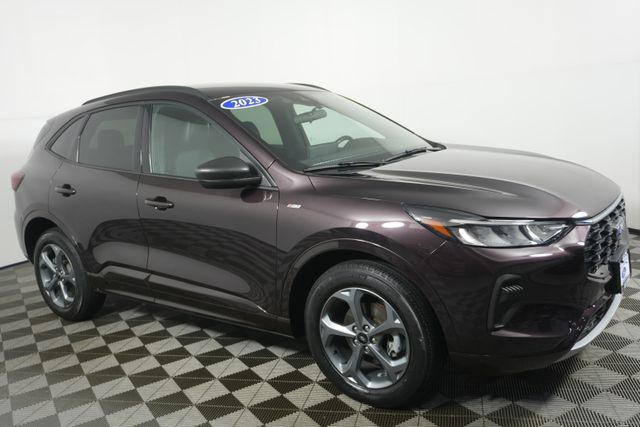 2023 Ford Escape ST-Line AWD photo