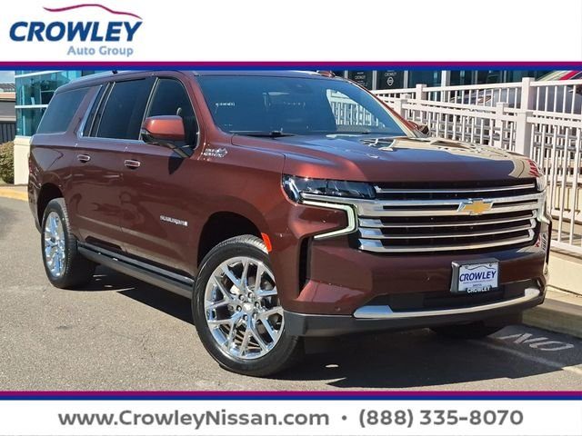 2023 Chevrolet Suburban High Country 4WD photo