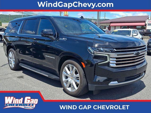 2023 Chevrolet Suburban High Country 4WD photo