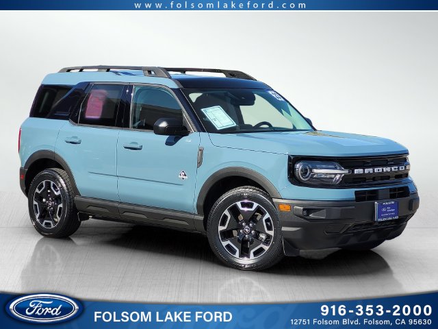 2023 Ford Bronco Sport Outer Banks 4WD photo