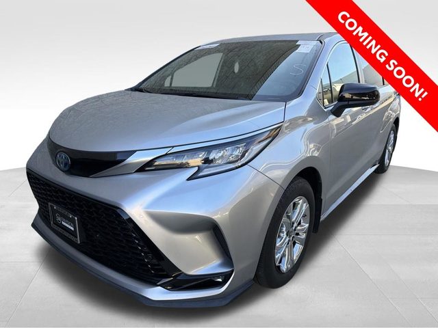 2023 Toyota Sienna XSE AWD photo