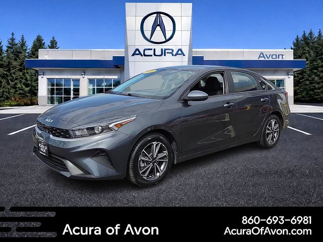 2023 Kia Forte LXS FWD photo