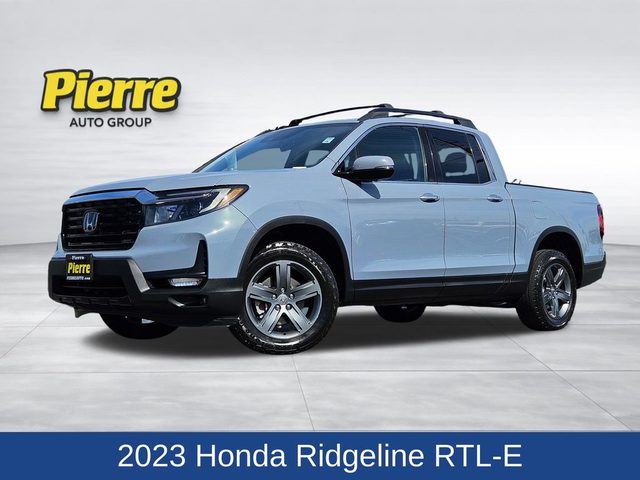 2023 Honda Ridgeline RTL-E AWD photo