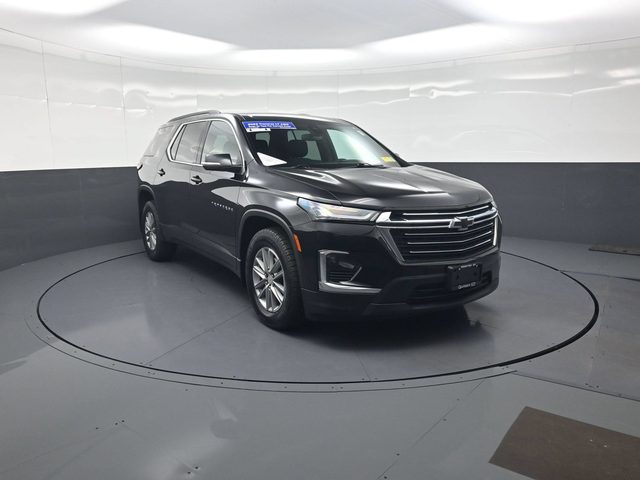 2023 Chevrolet Traverse LT Cloth AWD photo